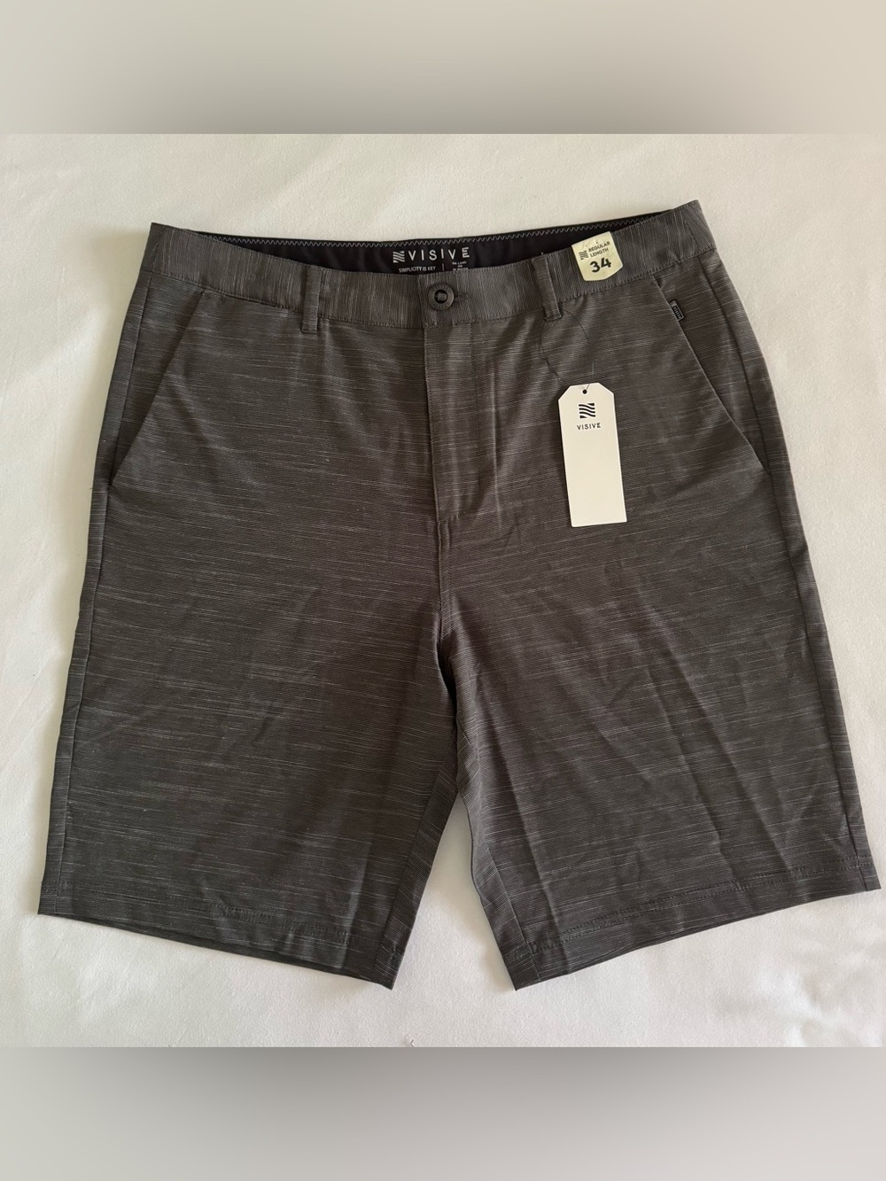 NWT Visive mens shorts size 34.  Gray.